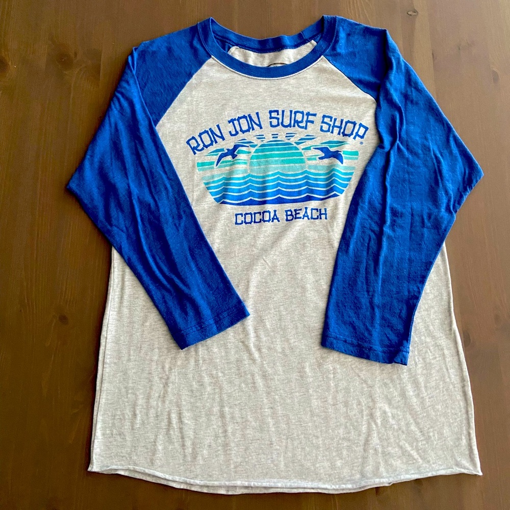 RON JON Surf Shop Gray & Blue Baseball Tee